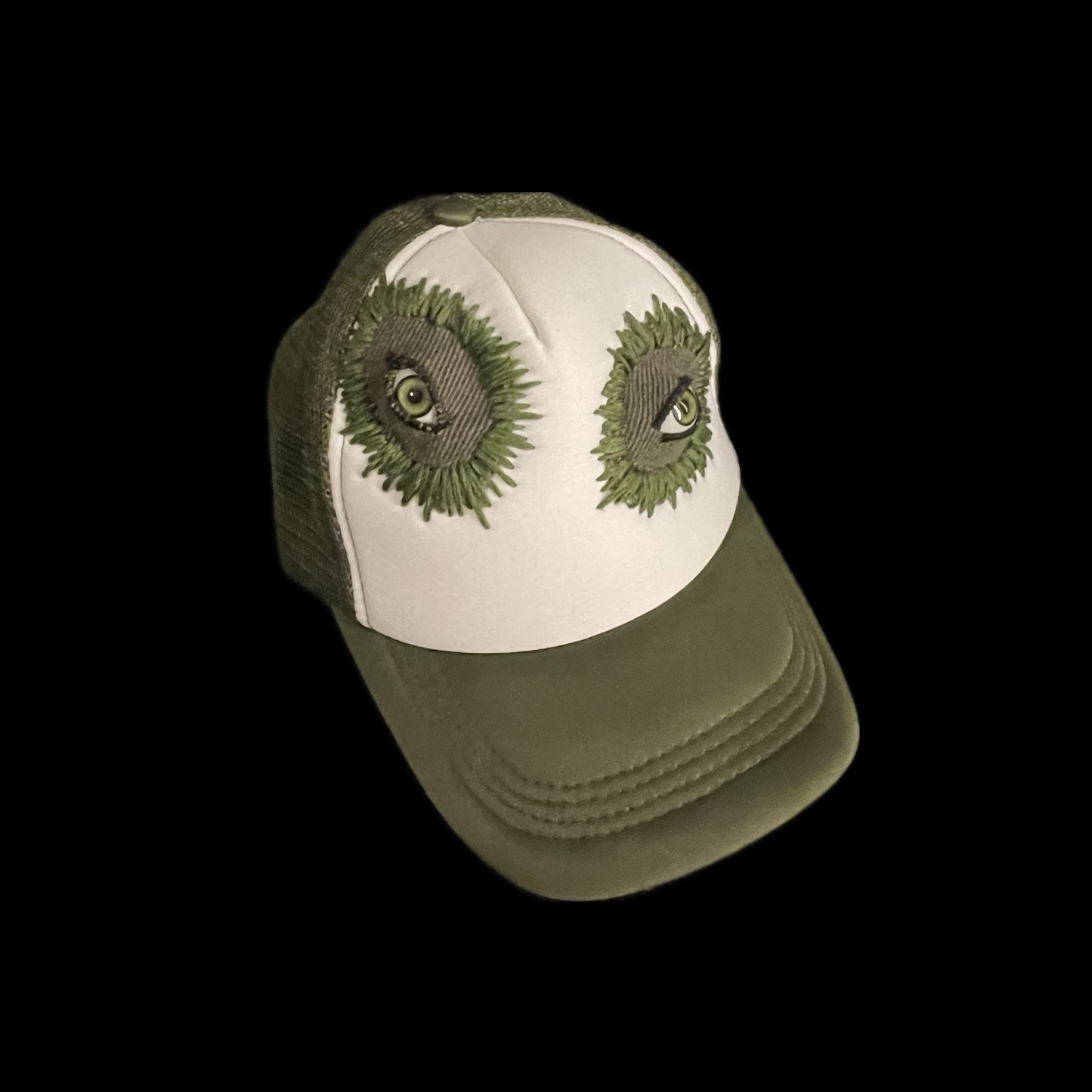 oculux "alligator" trucker hat